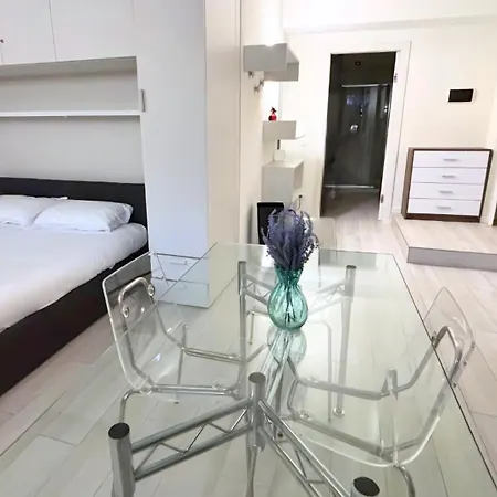 Zambianchi - Sostify